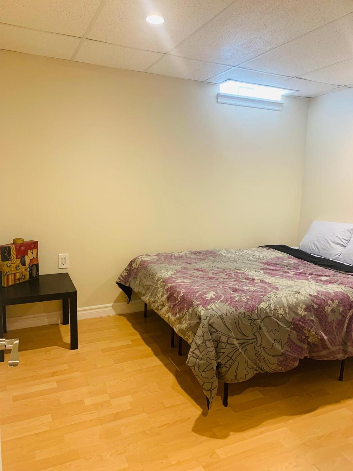Finished 2 Bedroom Apartment In An Upscale Area Of Ейджакс Екстериор снимка